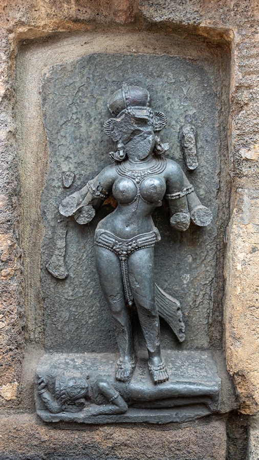 1 - Maya-Bahurupa-Chandika